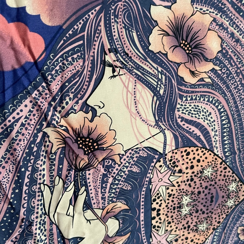 Gorgeous crescent moon cotton kimono top - Picture 6 of 9